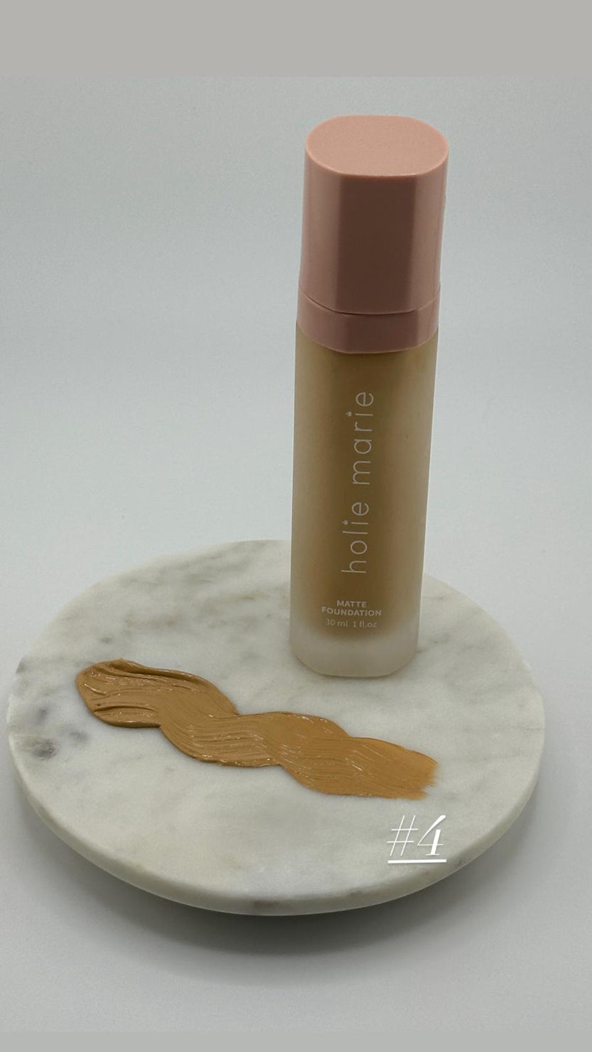 Foundation Liquid full coverage (0020)