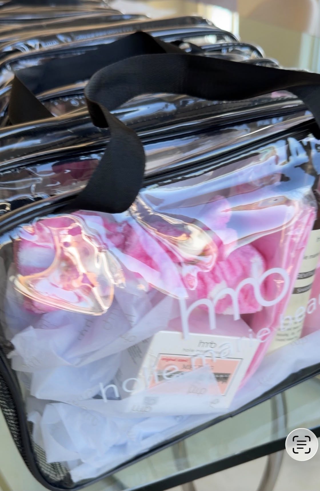 Clear Makeup Bag – Medium | Holie Marie Beauty